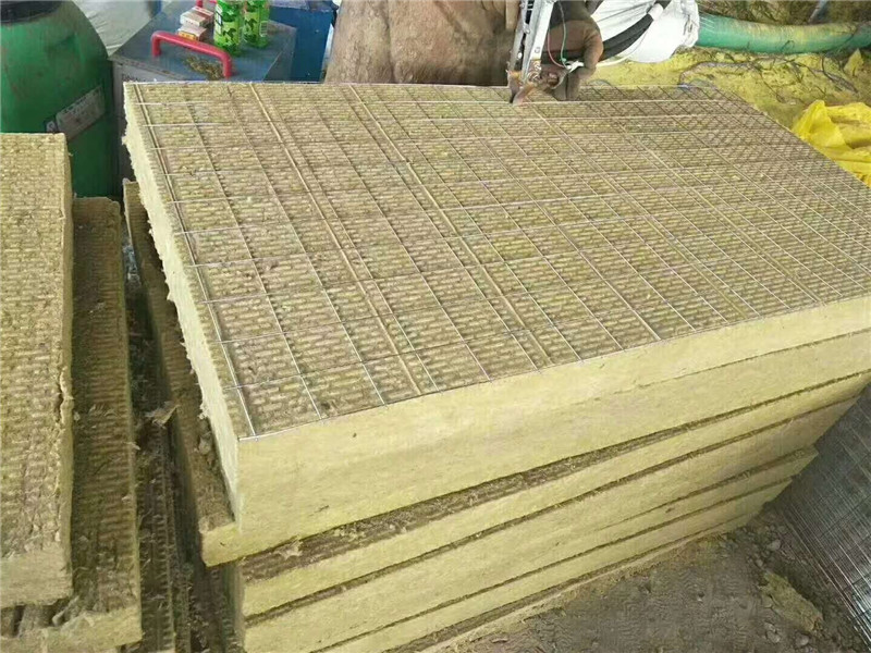 临沂岩棉夹芯彩钢复合板